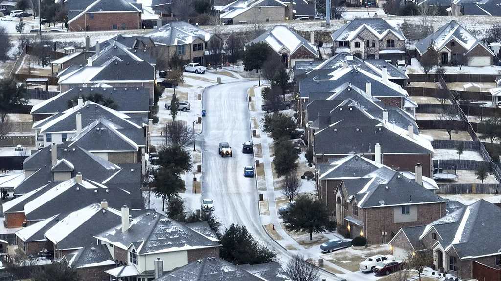 Power Outages Linger in Texas After Deadly Ice Storm