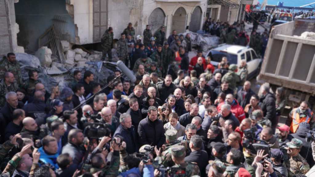Syria’s Assad Meets Members of Ops Room in Aleppo, Visits Injured in Latakia