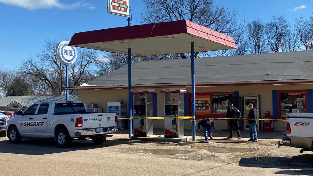 Mississippi Shootings: Six Dead, Gunman Detained