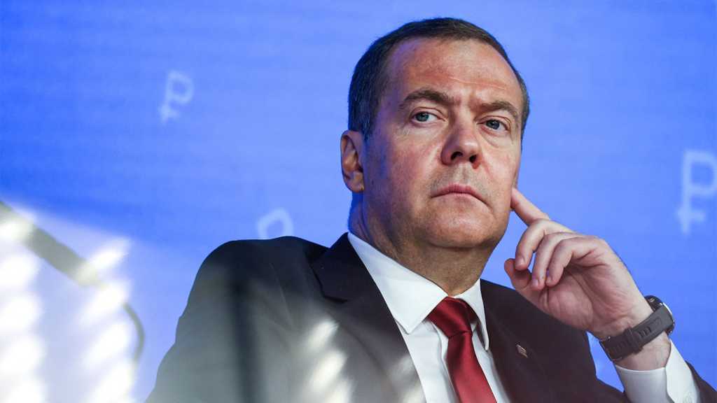 Medvedev: Comparing US and Russian Military Strength “Pointless”