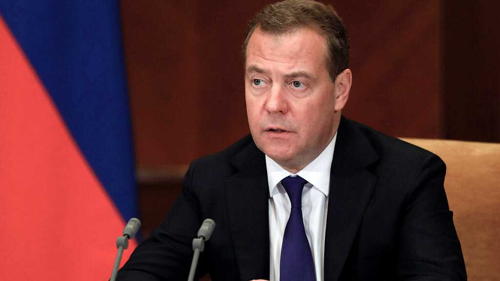 Medvedev: Russian Economy Will Remain Balanced