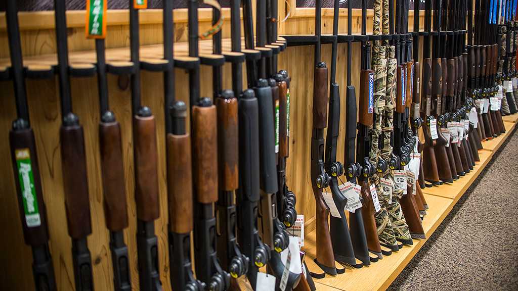 US Democrats Fundraise from Arm Dealers Amid Pentagon Budget Fight