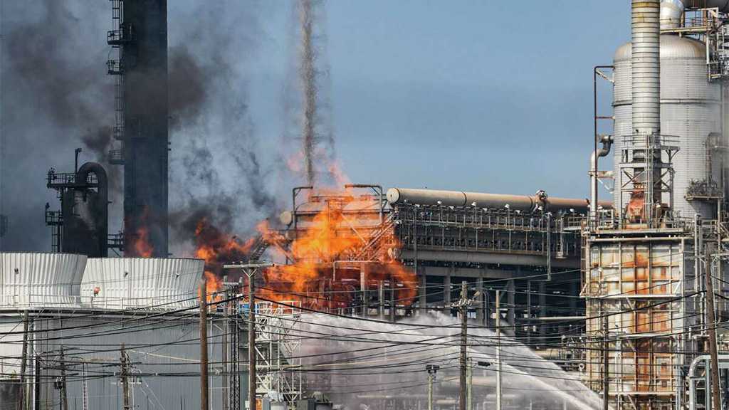 Massive Fire Hits Shell Chemical Plant in Texas, Casualties Reported