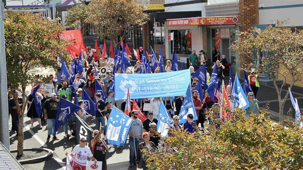 Thousands Protest at Proposed US Nuclear Submarine Base in Australia