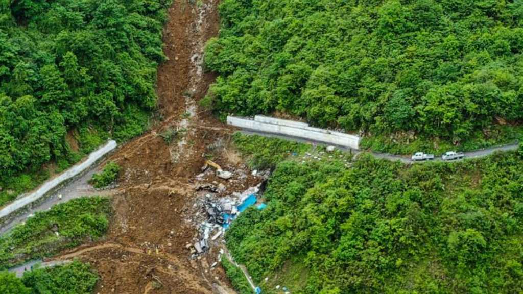 Landslide Kills 19 in China’s Sichuan Province