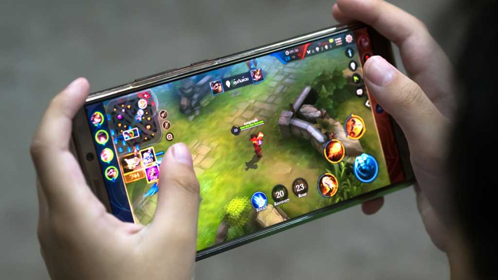 Chinese Teen Splurges $86k on Mobile Games, Wipes Out Family’s Savings