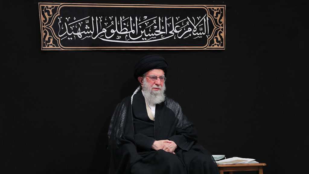 Imam Khamenei Attended Arbaeen Mourning Ceremony in Presence of University Students