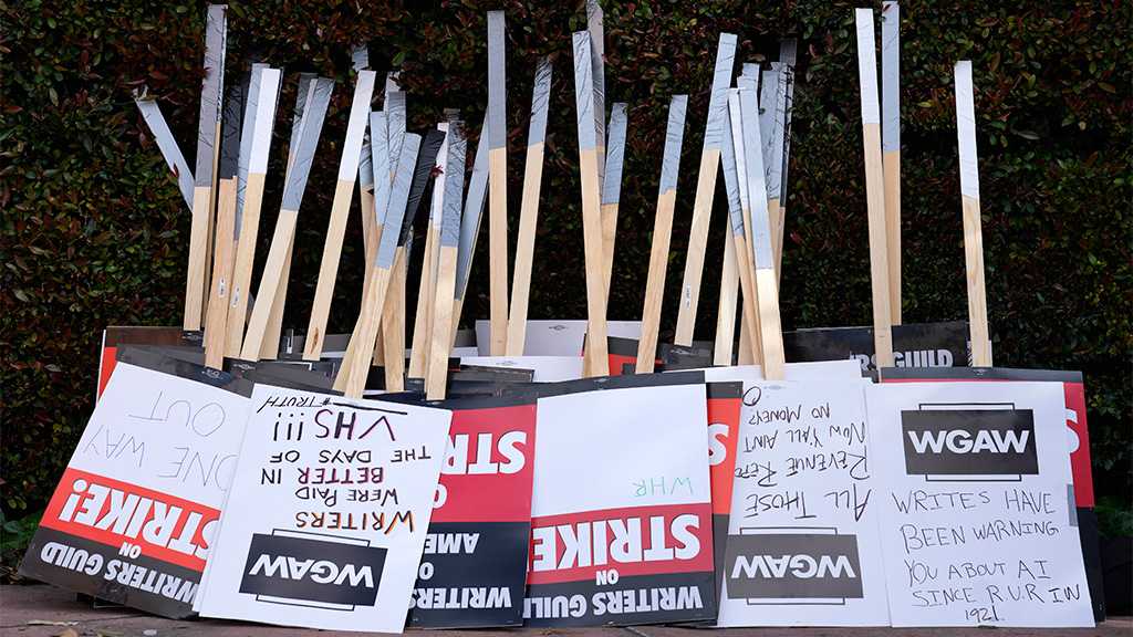 Biden Hails Tentative Deal to End Hollywood Writers’ Strike