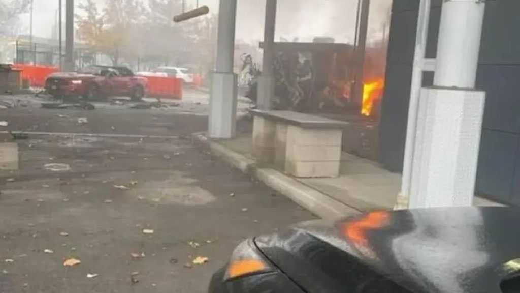 Car Blast Hits US-Canada Border Crossing