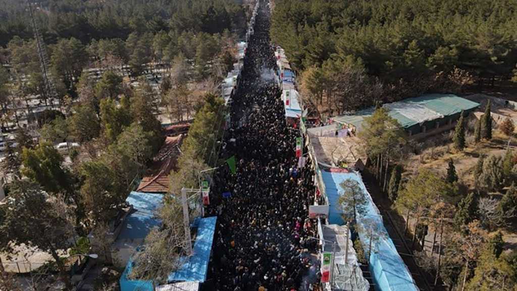 People Throng Kerman to Pay Tribute to Gen. Soleimani
