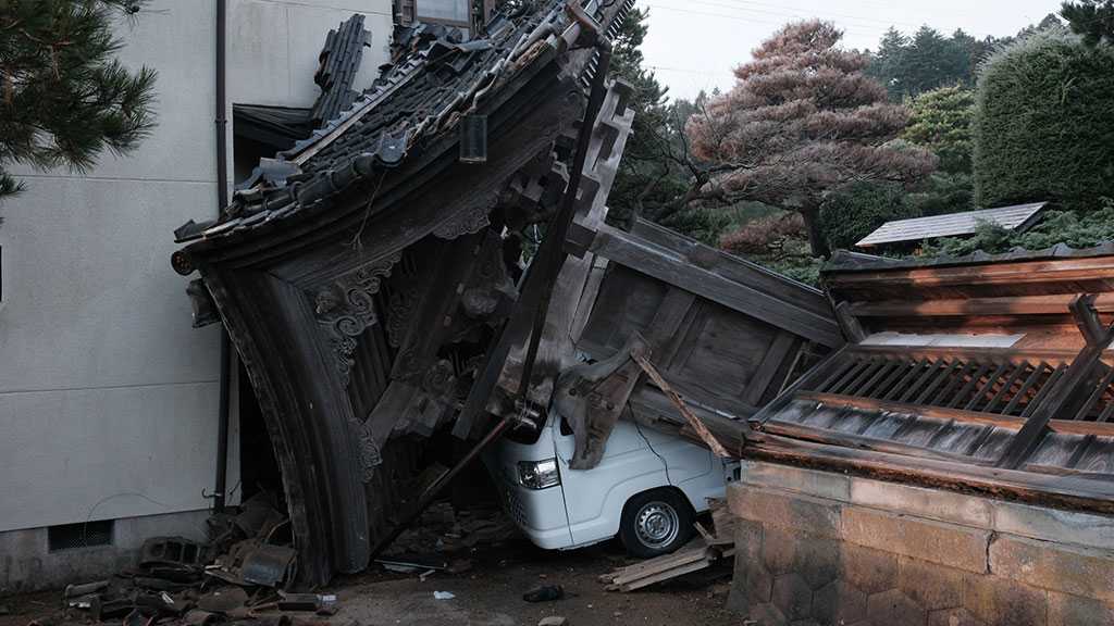 Japan Lifts Tsunami Warnings but Warns Earthquake Damage “Widespread”