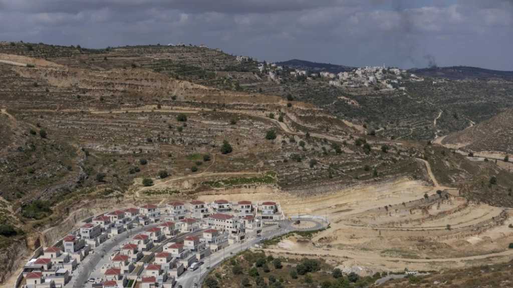 “Israel” Marks over 600 Acres of Seized Palestinian Land for Settlement Expansion