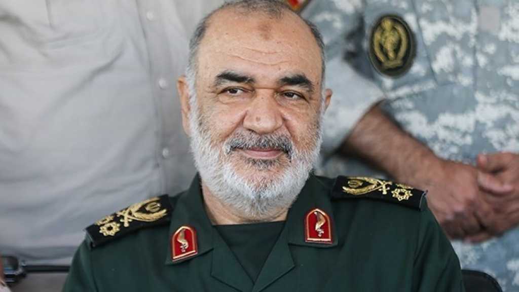 Imam Khamenei Awards IRG Chief with Medal of Conquest