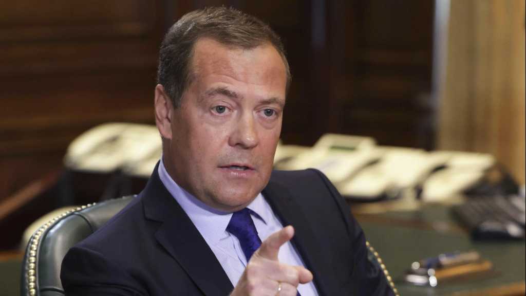 Medvedev: Death for Death, Terrorists must Be Mercilessly Destroyed
