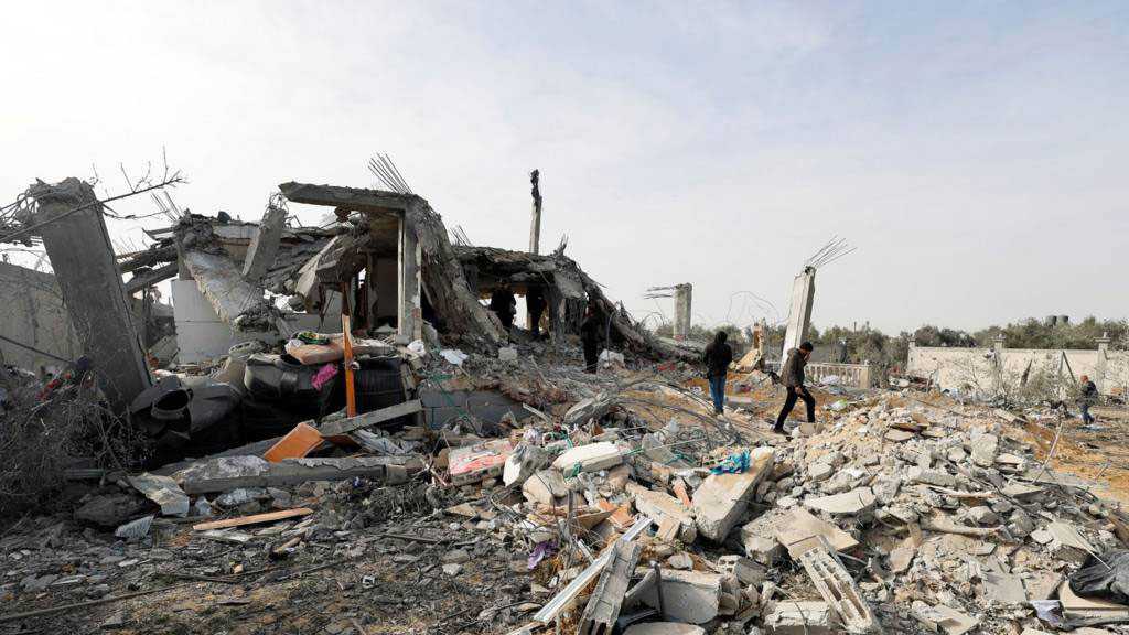 “Israel” Continues Strikes in Gaza Despite UN Ceasefire Resolution