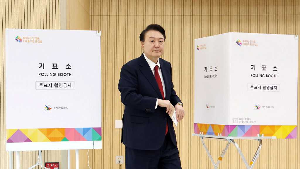 Majority of S Koreans Back Yoon’s Ouster, Favor Opposition Ahead of June Election