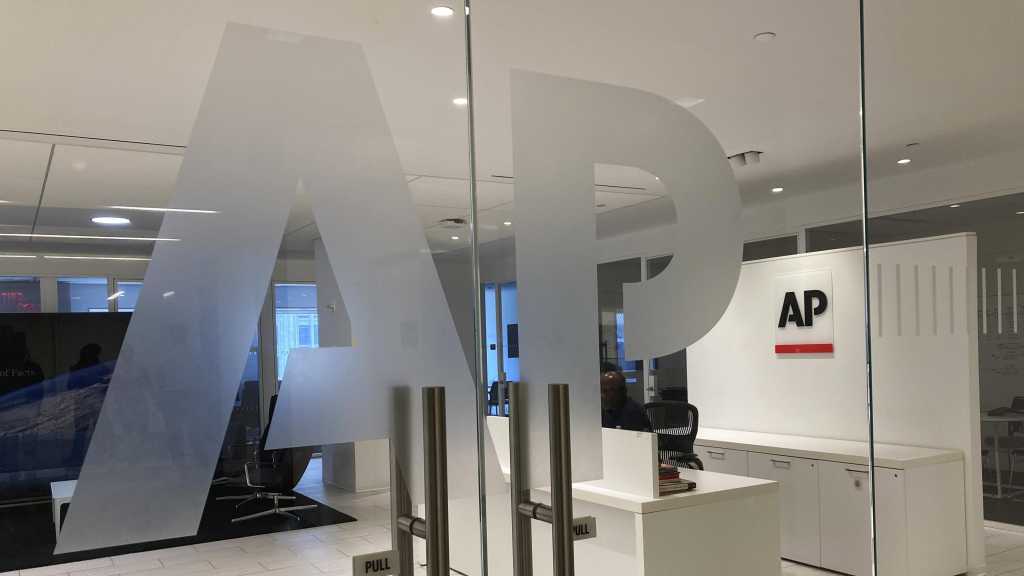 AP Wins Reinstatement to WH Events After Court Ruling