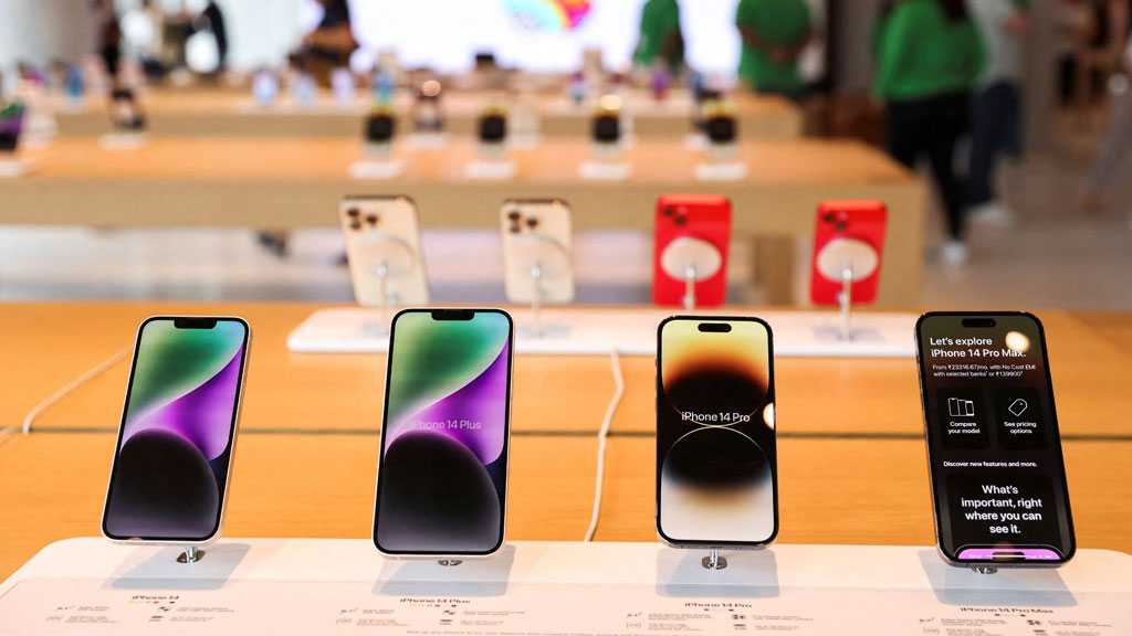 Apple Airlifts 1.5 Million iPhones to Avoid Tariffs and Keep Prices Stable