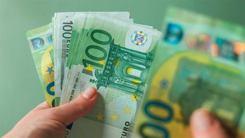 France’s Soaring Debt, Political Deadlock Raise Eurozone Stability Fears