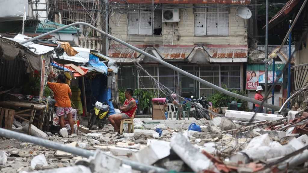 Deadly 6.9 Quake Kills Dozens in Philippines