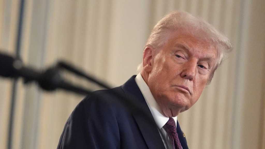 Trump Urges “Israel” To Halt Gaza Bombings After Hamas Reply