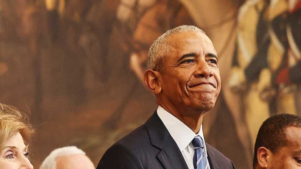 Obama Slams Trump, Urges Resistance To Pressure