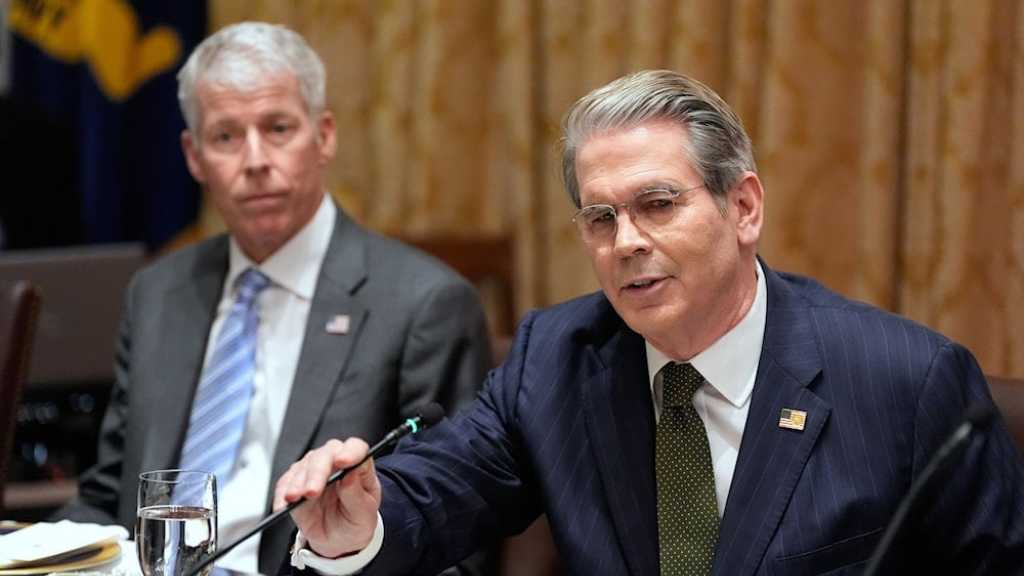 Trump’s $20b Argentina Aid Triggers GOP Backlash