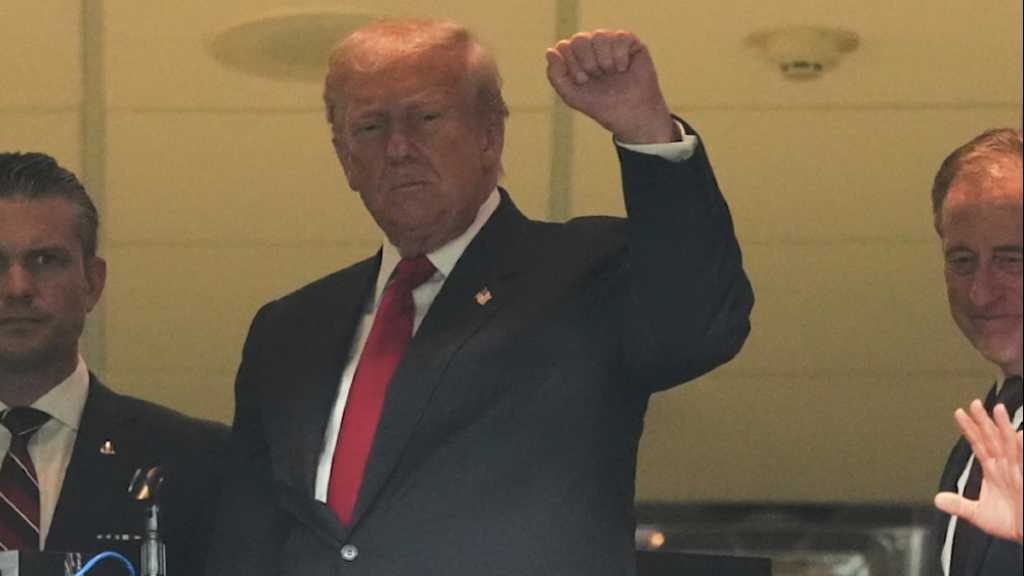 Trump Hints at Imminent End to US Government Shutdown