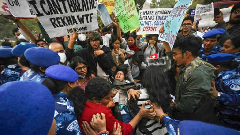 India: Dozens Arrested in Delhi During ’Clean Air’ Protests