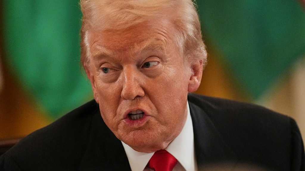 Trump Urges ’Israeli’ President to Pardon Netanyahu Amid Corruption Trials