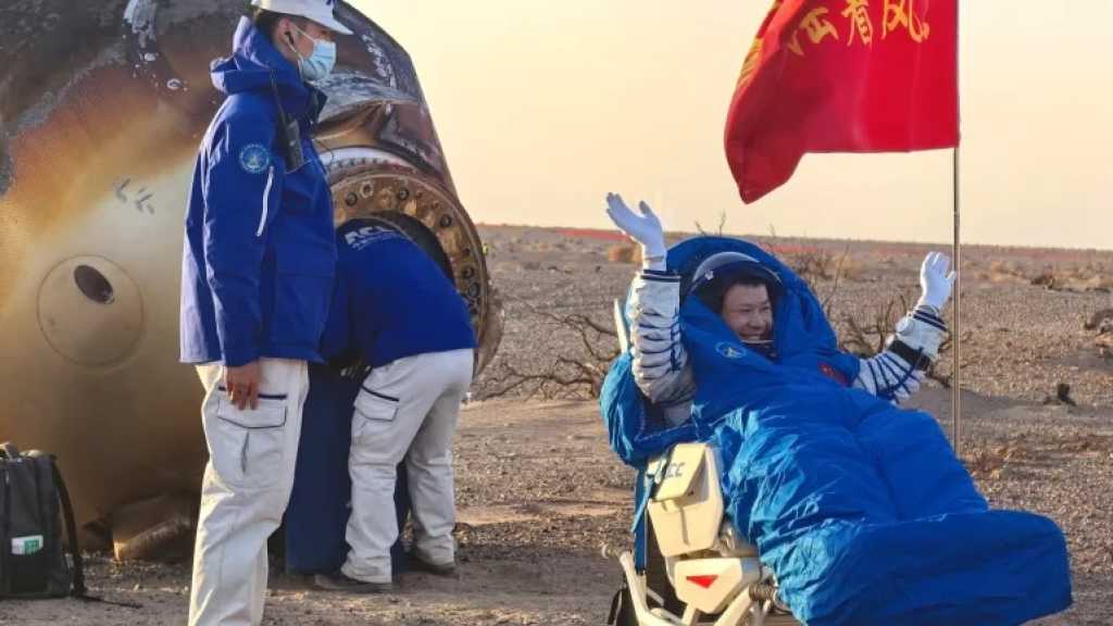 China Sends Spacecraft to Recover Trapped Astronauts