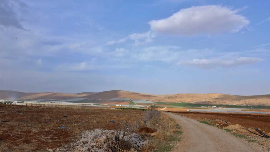 New “Israeli” Barrier Endangers West Bank Farms