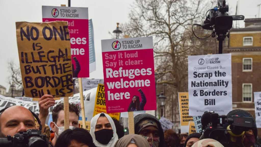 Millions of British Muslims Could Lose Citizenship