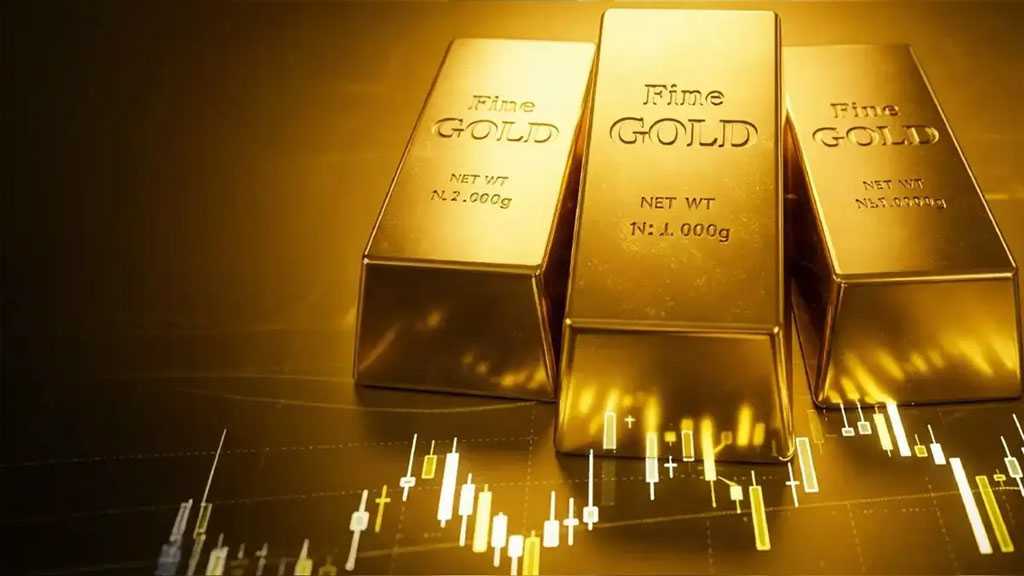 Gold Prices Hit Record High on US Interest Rate-Cut Bets