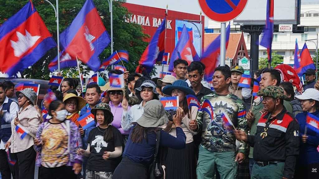 Thailand Releases Cambodian POWs Under Ceasefire Agreement