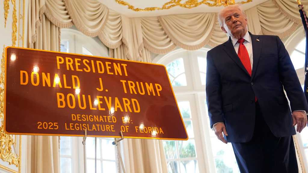 Florida Street Renamed “Donald J. Trump Boulevard” Near Mar-a-Lago