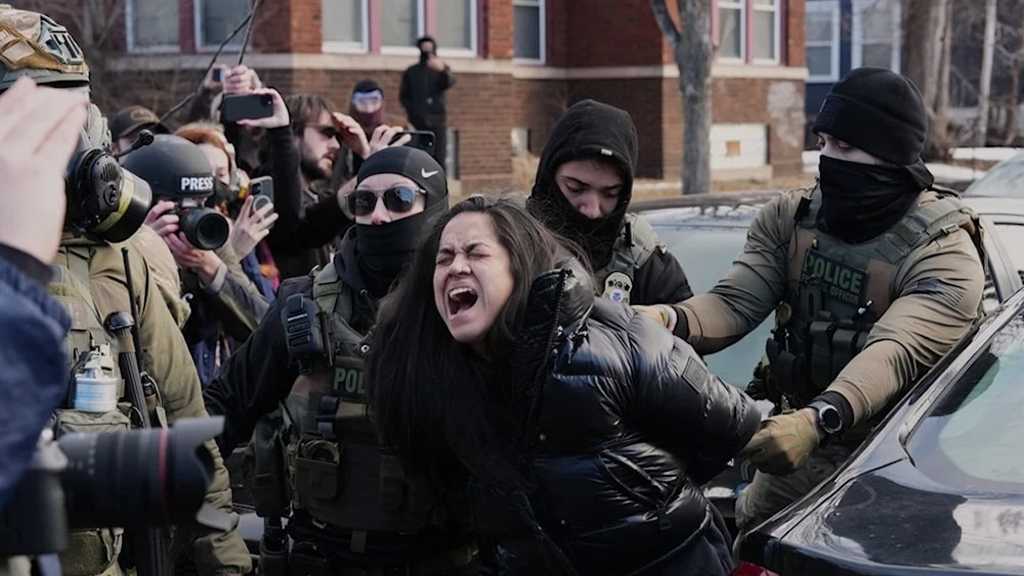 Leaked ICE Memo Sparks Outcry Over Warrantless Home Entries