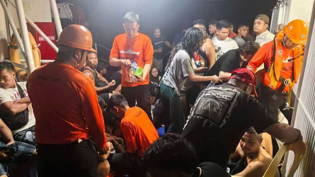 Dozens Missing After Passenger Ferry Capsizes in Southern Philippines