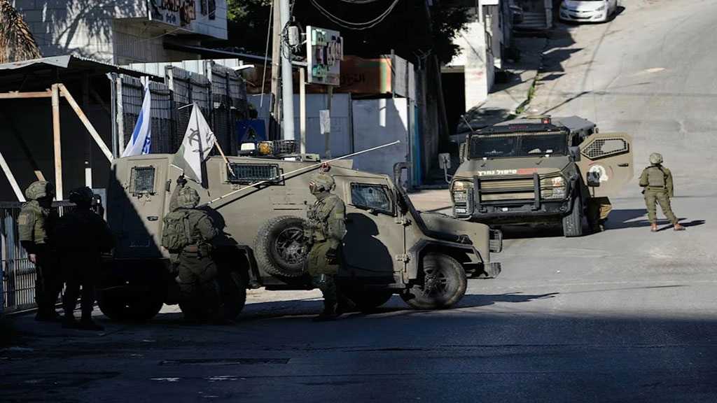 ’Israeli’ Forces Storm West Bank Homes, Detain Residents