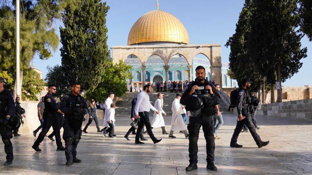 Anger Escalates As “Israel” Turns Occupied Al-Quds into A Big Prion in Ramadan 