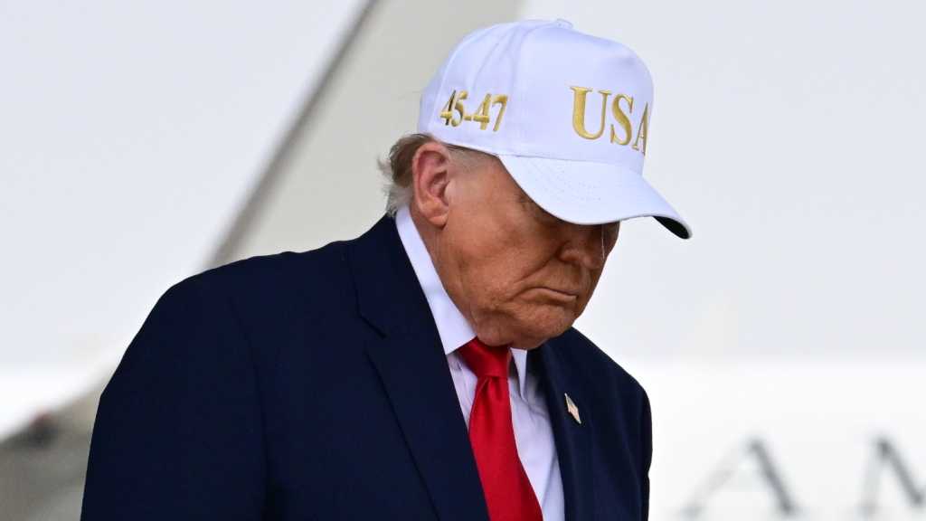 Trump Advisors Urging Quick Exit from War on Iran