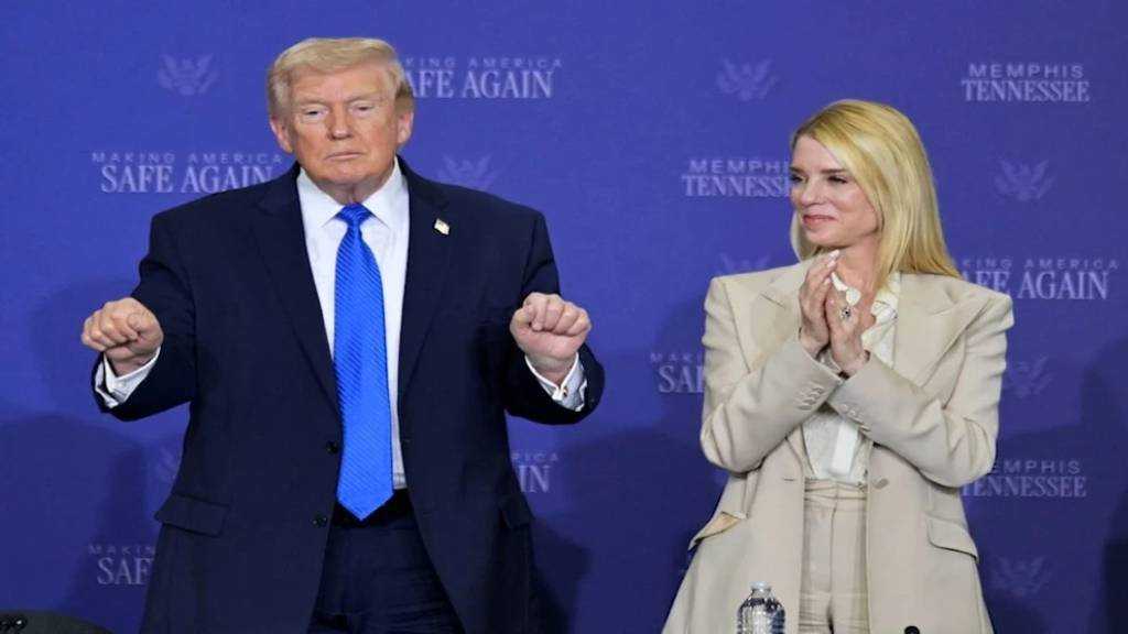Trump Ousts Pam Bondi as US Attorney General