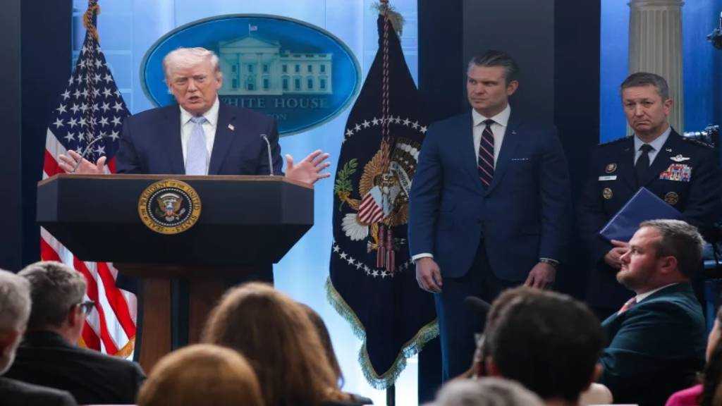 Trump Renews Vow to Bomb Iran’s Power Grid, Bridges