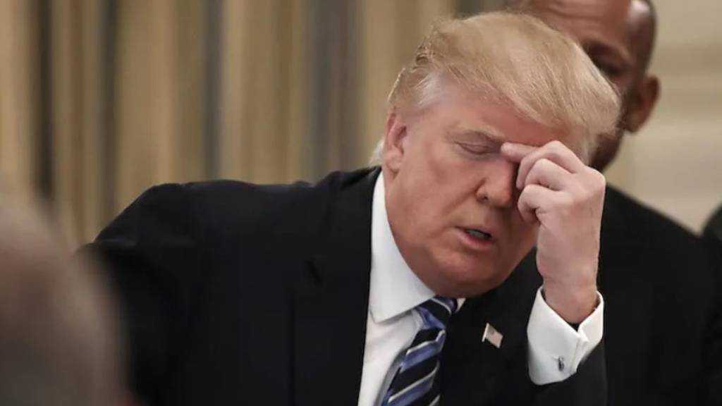 Trump Unilaterally Extends Iran Ceasefire Amid Blockade