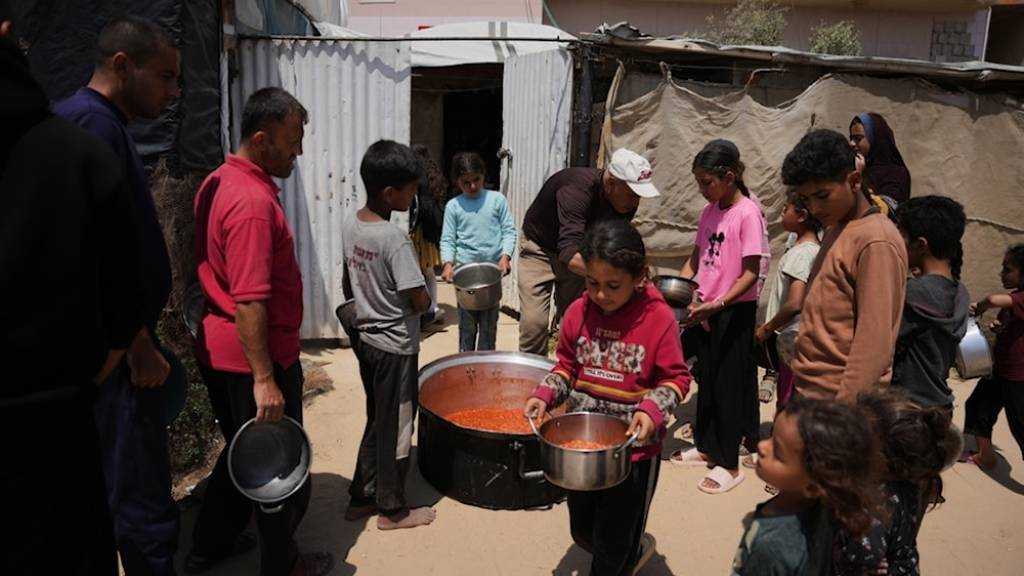 Gaza Health System on Brink as Shortages Worsen and Toll Rises