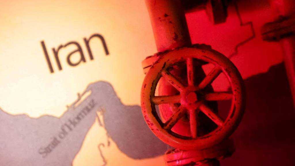 Oil Climbs As US–Iran Talks Stall Over Hormuz