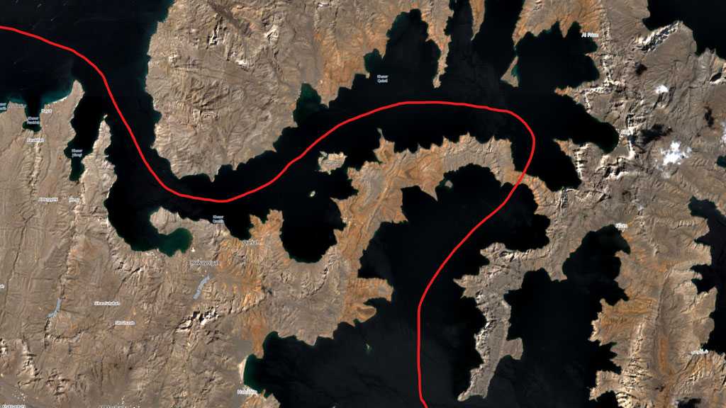 IRG Navy: Strait of Hormuz Expanded into 500-Kilometer Strategic Operational Crescent