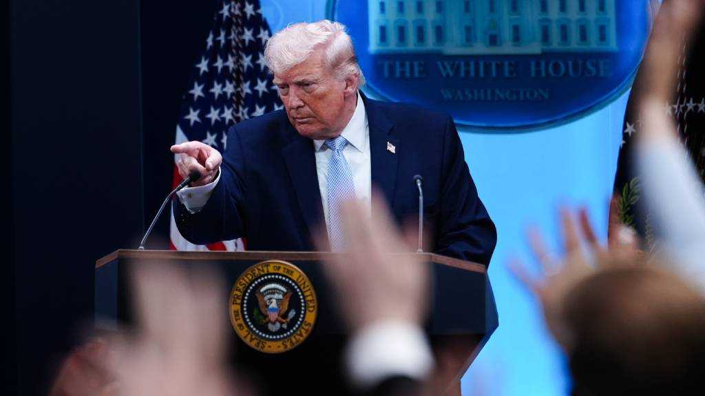 Trump Pauses Push for War on Iran Amid White House Rift