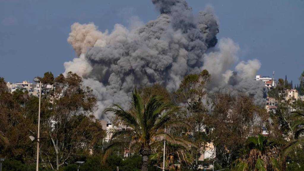 ’Israeli’ Aggression Claims Civilians, Hits Medics in South Lebanon