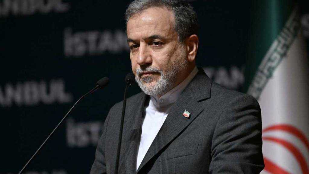 Araghchi Slams CENTCOM Remarks After Bahrain Talks